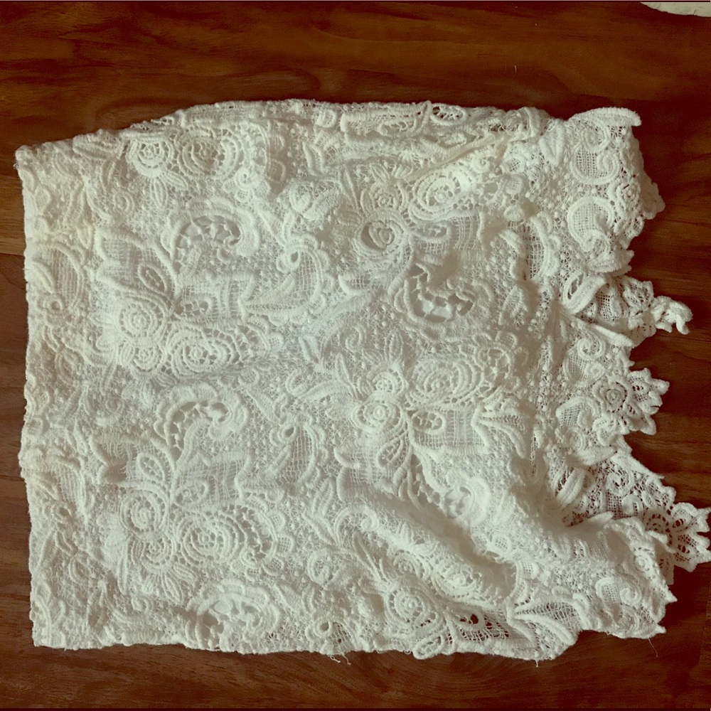 White lace skirt
